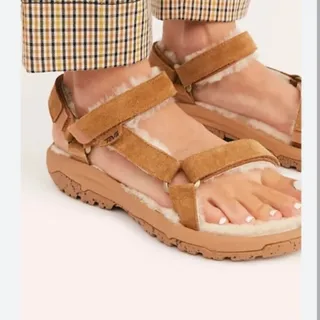 صندل برند. Teva