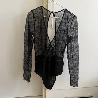 یه بادی خیلی شیک h&m