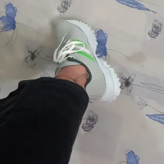 کتونی سایز 38 و 40 موجوده