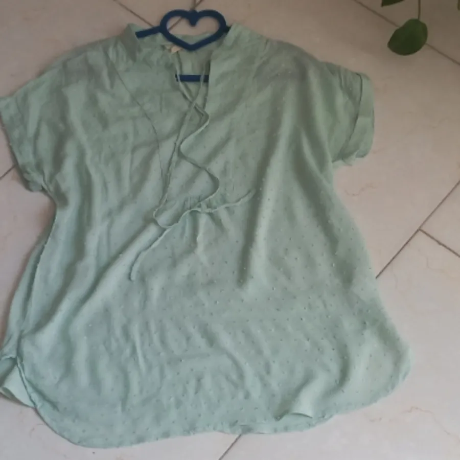 بلوز آستین کوتاه