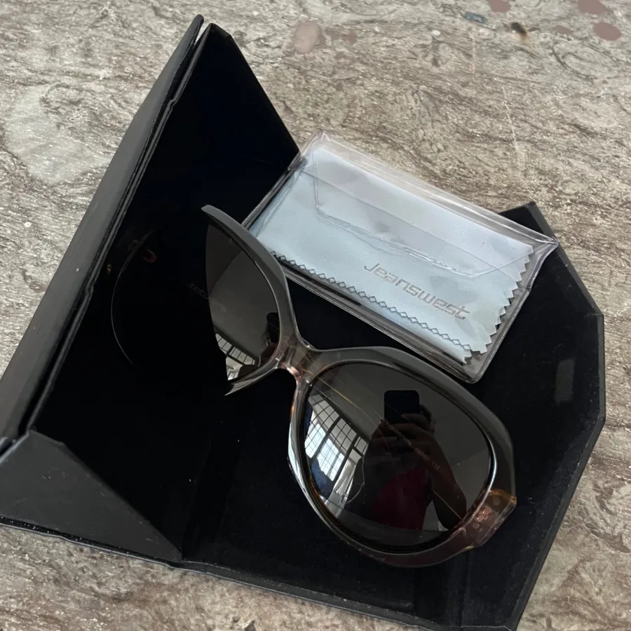 عینک جین وست(جوتی جینز)