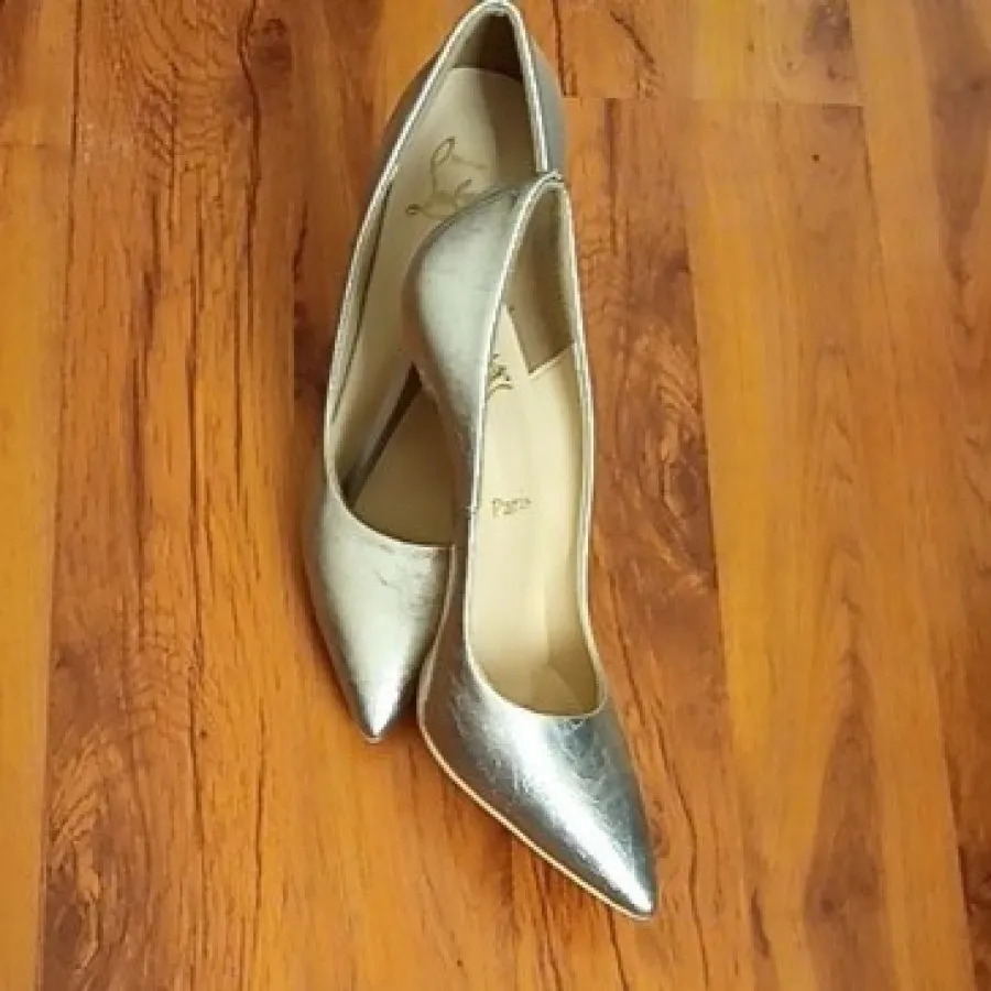 کفش برند کیریستین لوبوتین