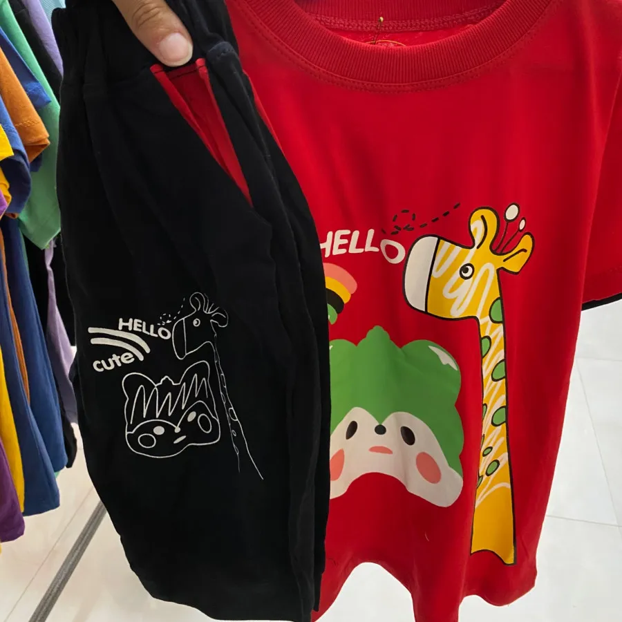 تیشرت شلوارک بچگانه