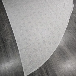 چادر نماز و عروس