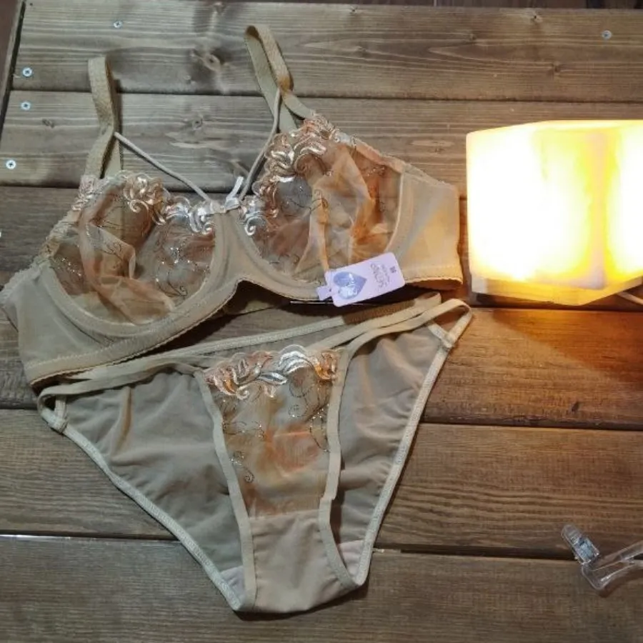 ست سوتین و شورت