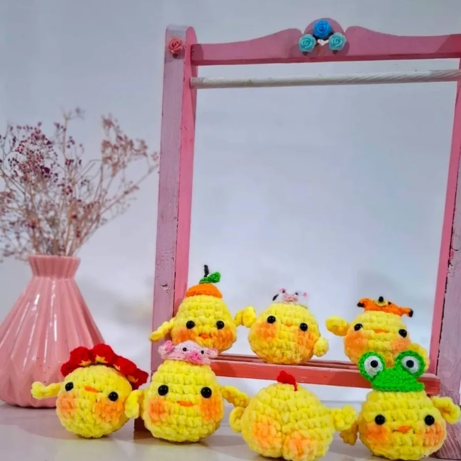 عروسک مخملی بافتنی