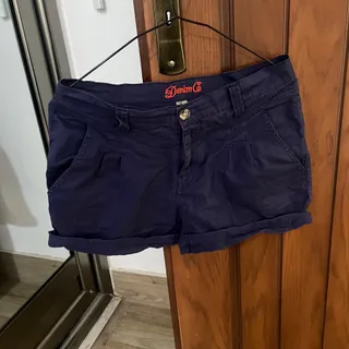 شورتک کتان