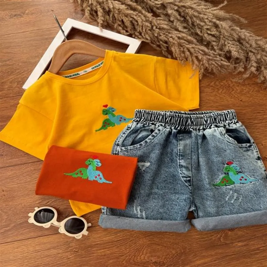 تیشرت شلوارک بچگانه