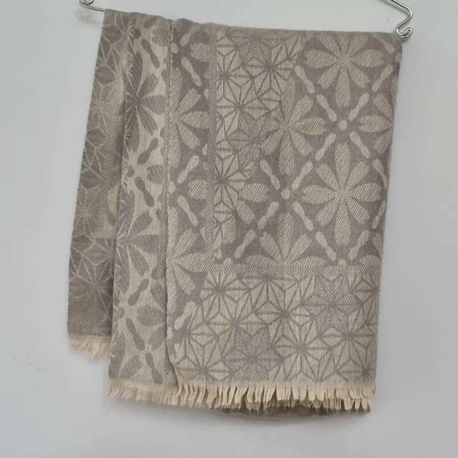 شال پشمی زمستانه