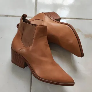 نیم بوت زنانه