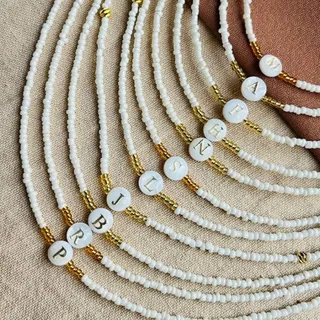 گردنبند مرواریدی حروف