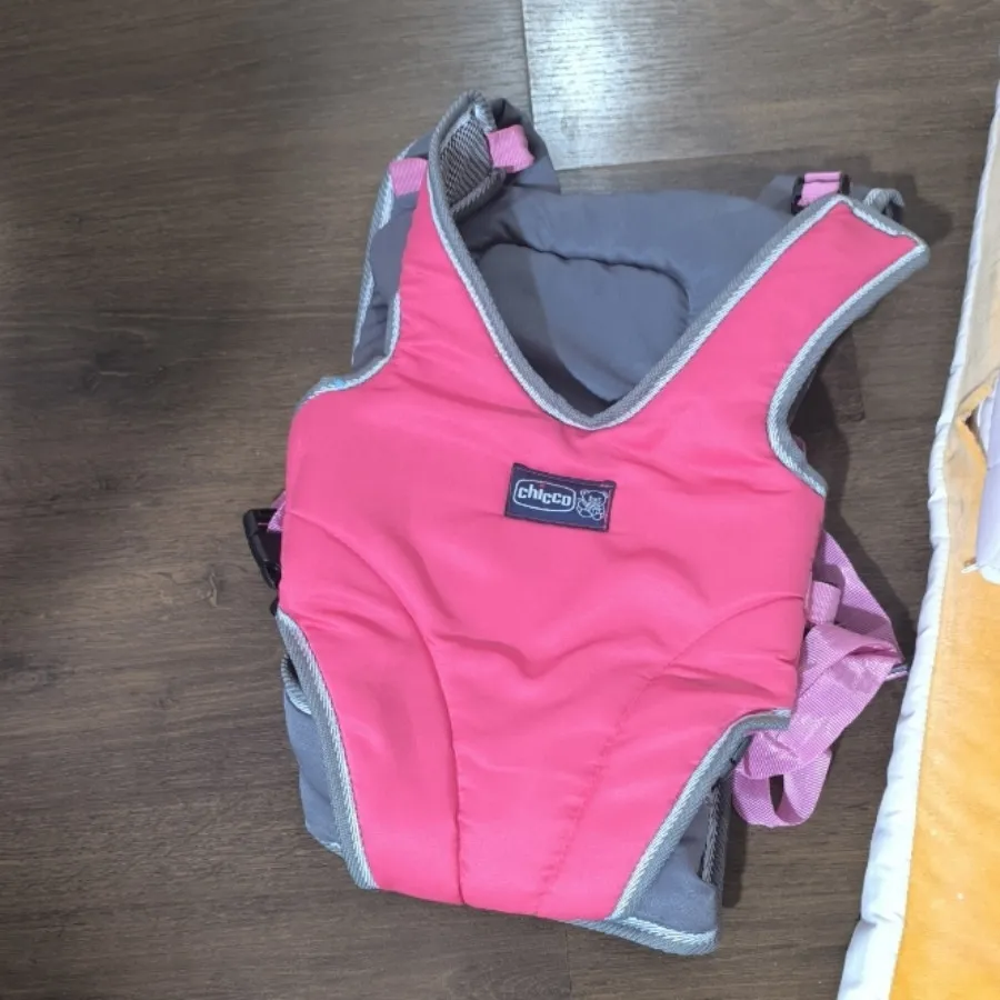 آغوشی نوزاد