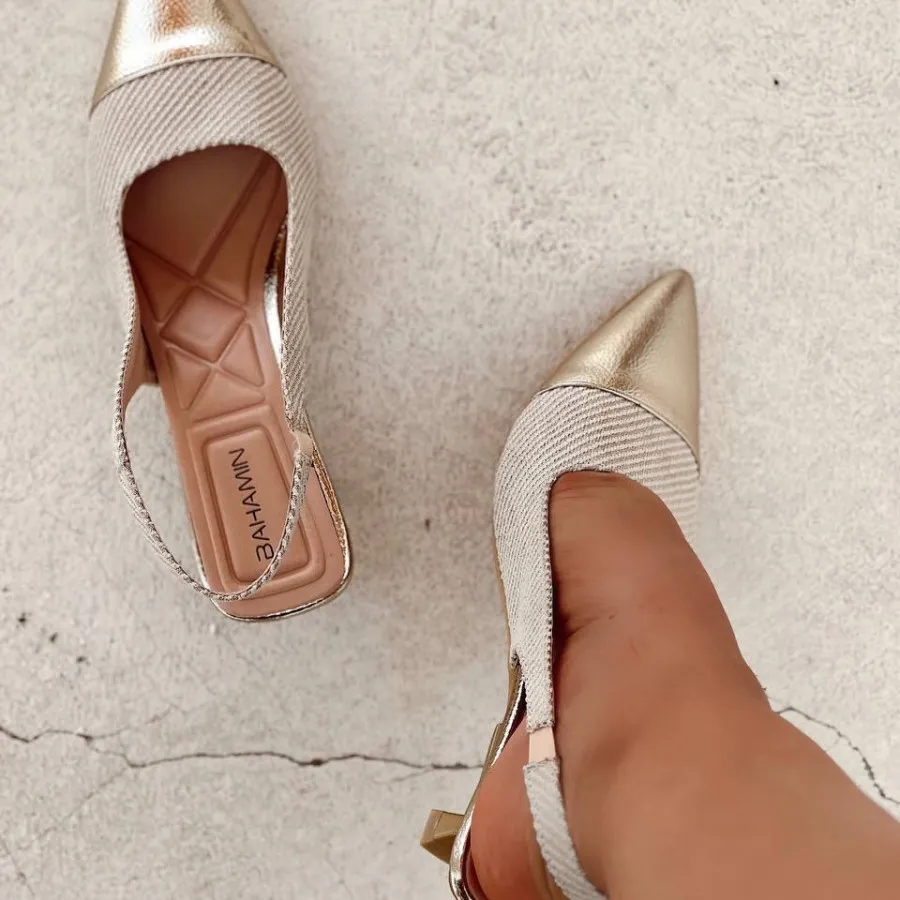 کفش کرم طلایی جلو بسته