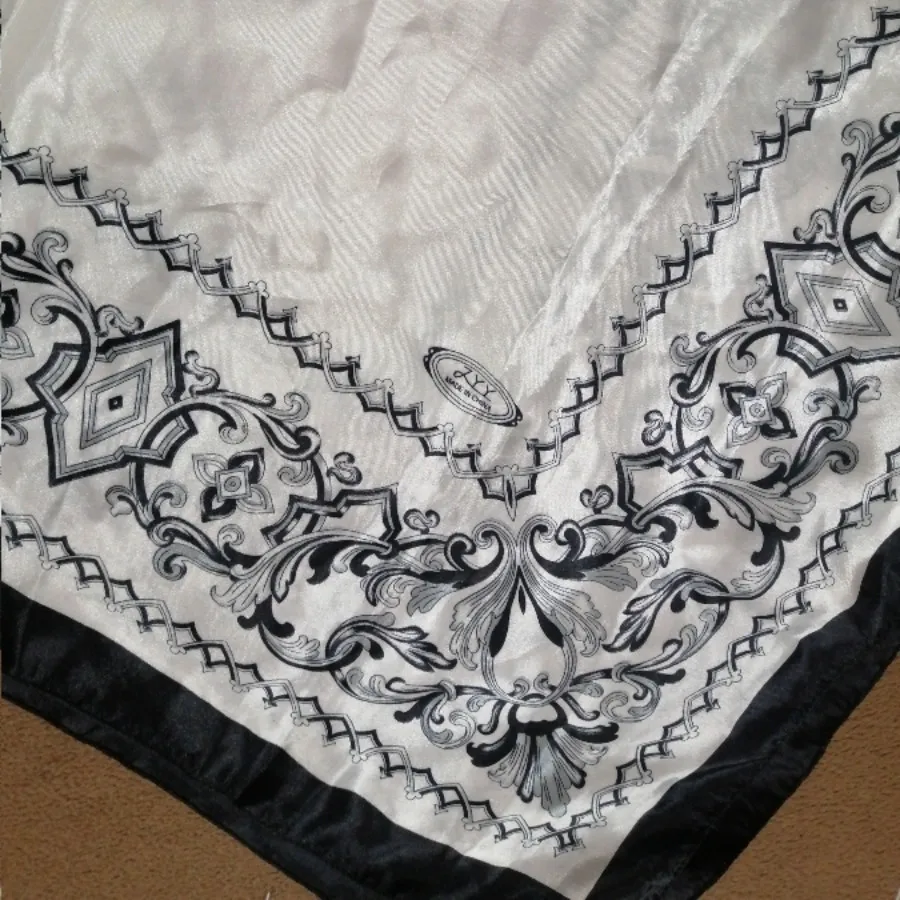 روسری ساتن مجلسی