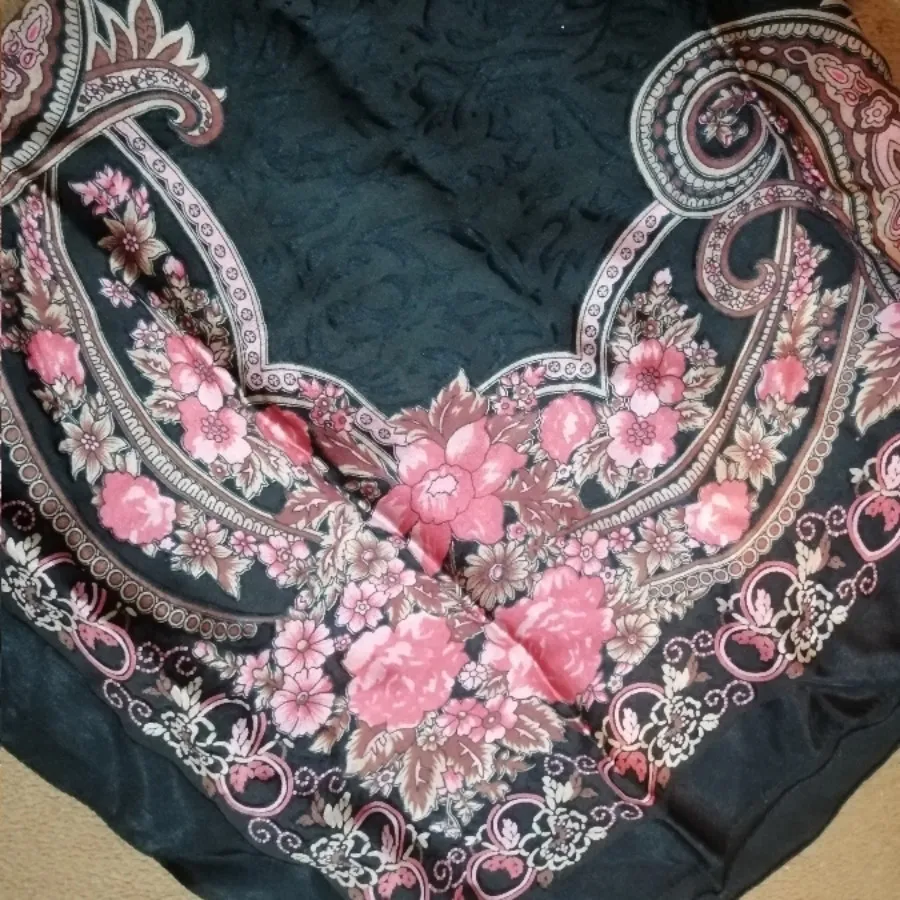 روسری مشکی مجلسی