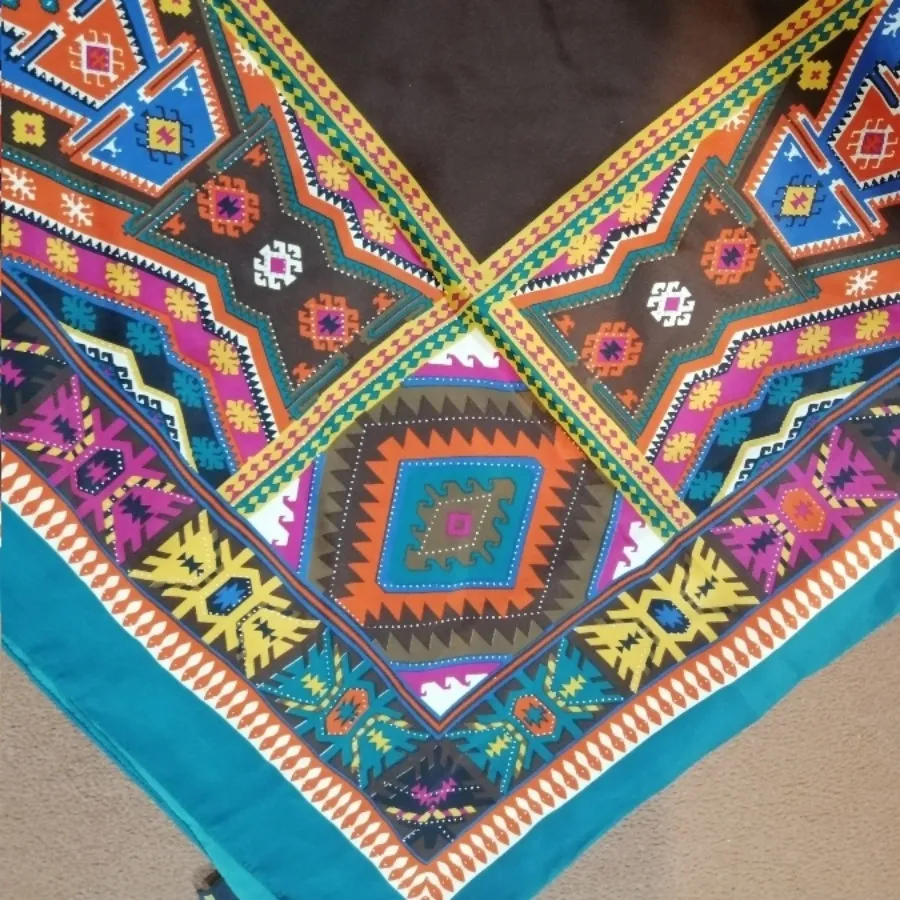 روسری ساتن سنتی