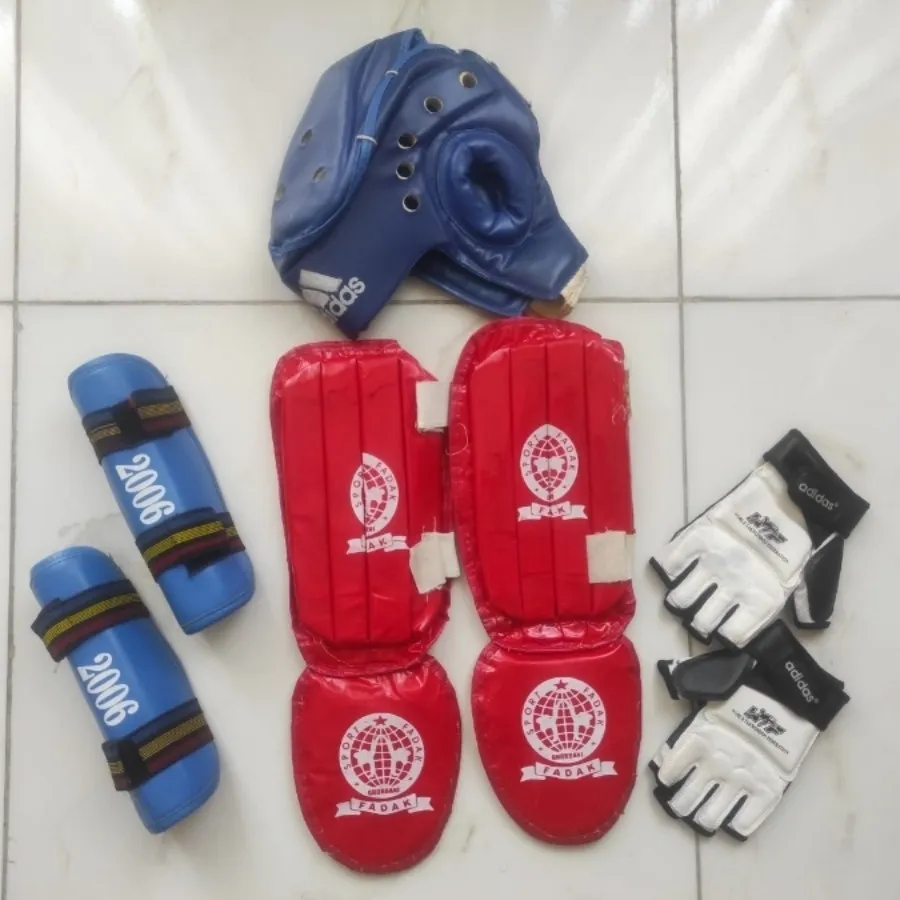 لوازم ورزشی تکواندو ?