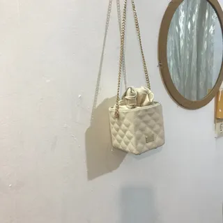 کیف شیک ونو