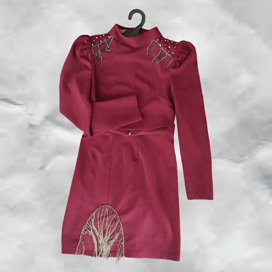 نیم تنه و دامن