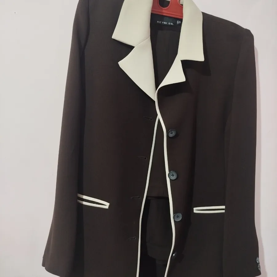 کت و شلوار اداری