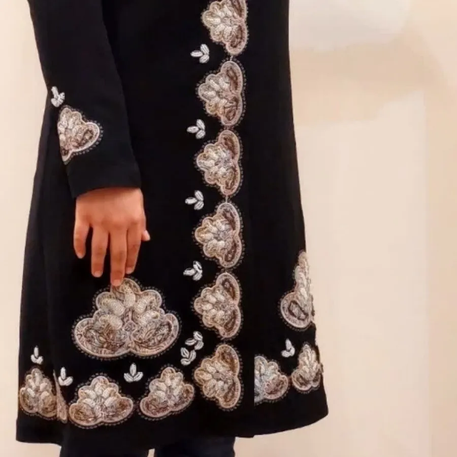 مانتو سنتی کار دست