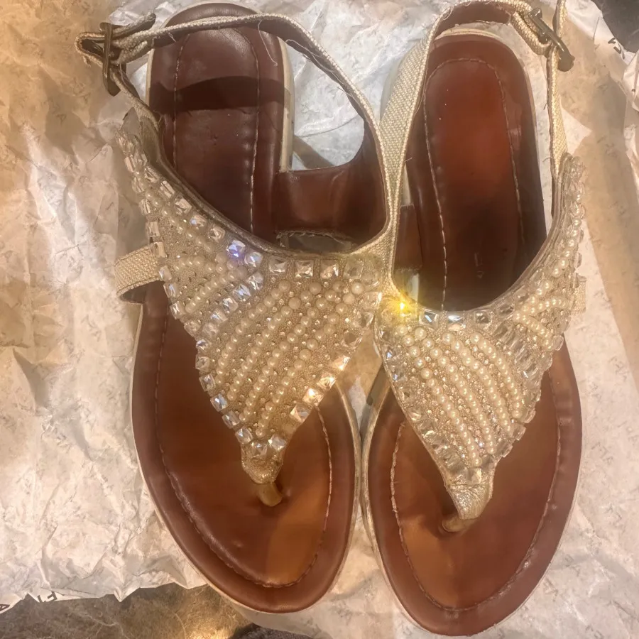 صندل ترک سفید صدفی فول نگ