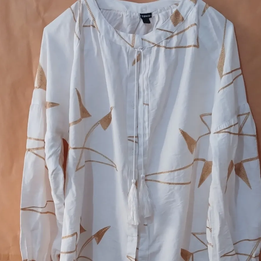 شومیز گلدوزی شیک