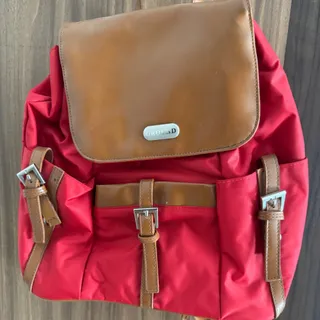 کوله پشتی قرمز بند چرم