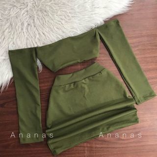 ست بلوز و دامن یقه قایقی