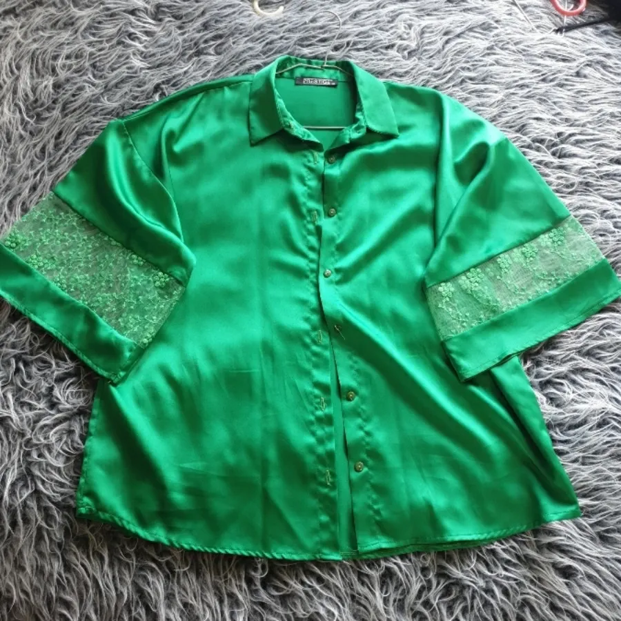 شومیز ساتن سبز