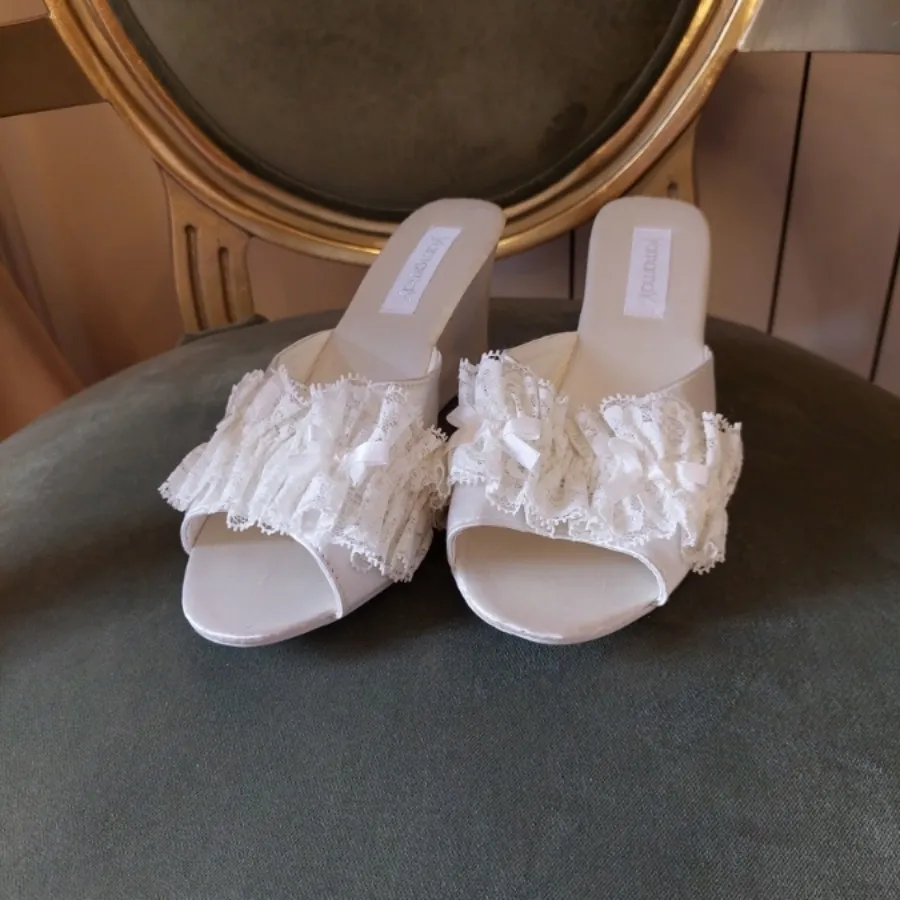 صندل ( ورق بزنید )