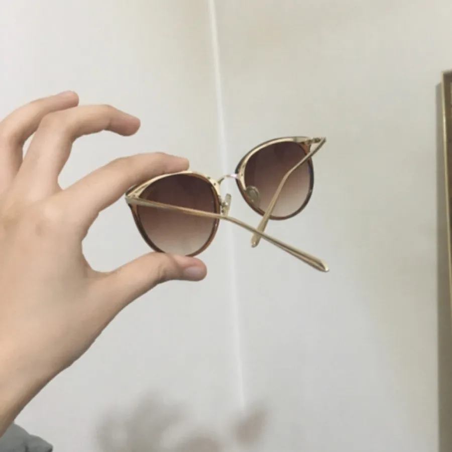 عینک آفتابی زنانه برند