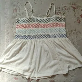 تاپ نخی بالاتنه بافت