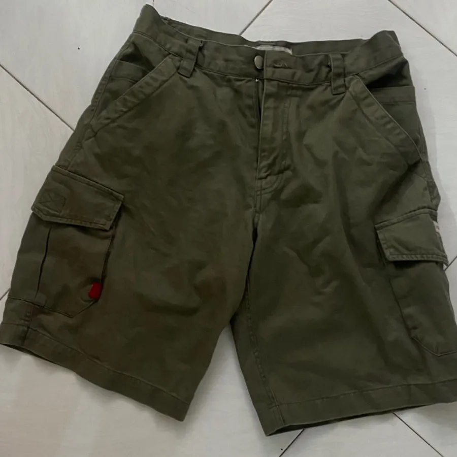 شلوارک یشمی