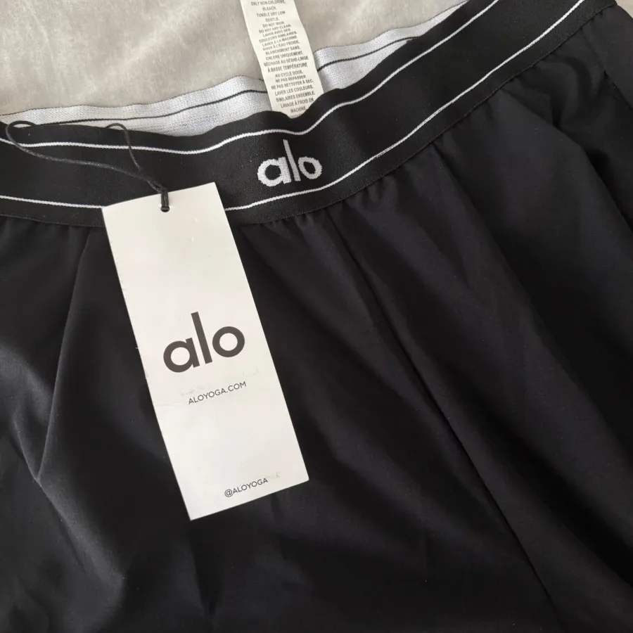 شلوار الویوگا alo