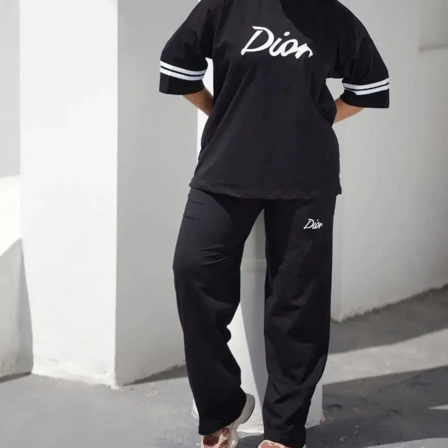 تیشرت و شلوار