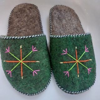 پاپوش نمدی