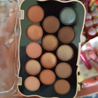 پالت سایه چشم یوشاس