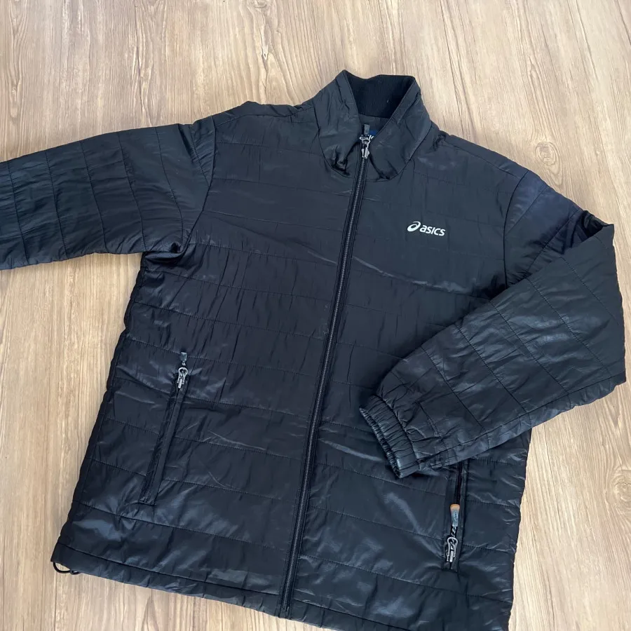 کاپشن پاییزه ASICS