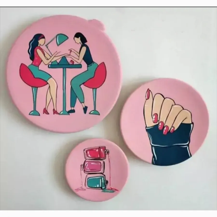 دیوارکوب ناخن کار