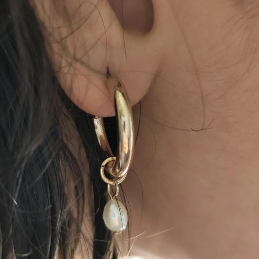 گوشواره حلقه ای بزرگ