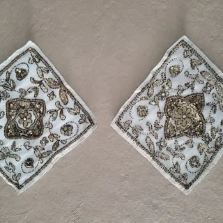 رومیزی منجوق دوزی