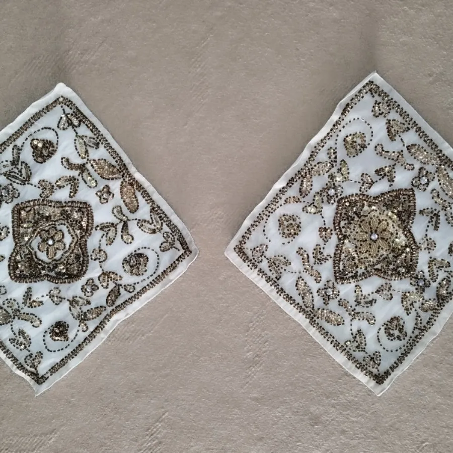 رومیزی منجوق دوزی