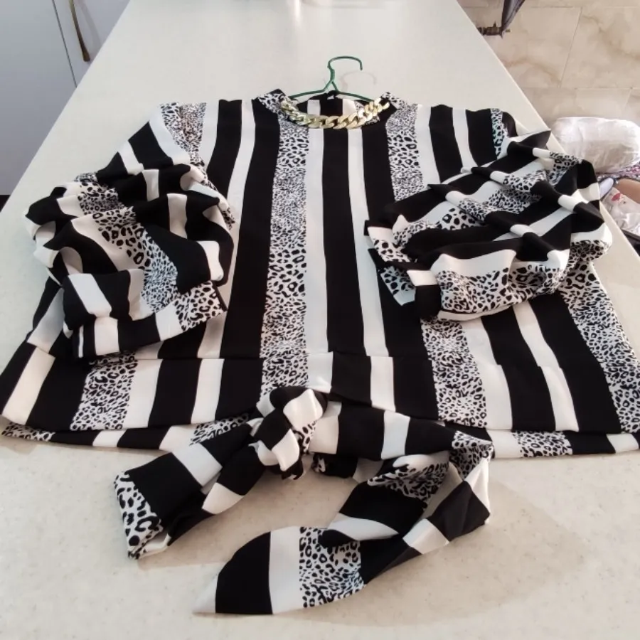 نیم تنه مجلسی