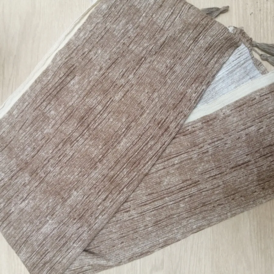 شال منگوله دار