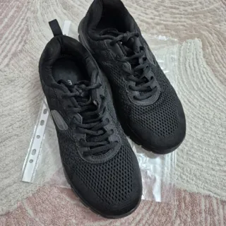 کتونی اسکچرز