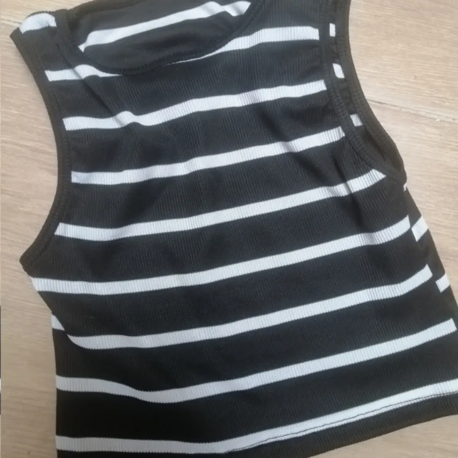 تاپ کراپ مشکی