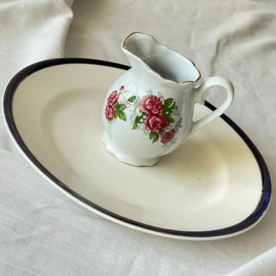 سس خوری گلسرخی کمیاب