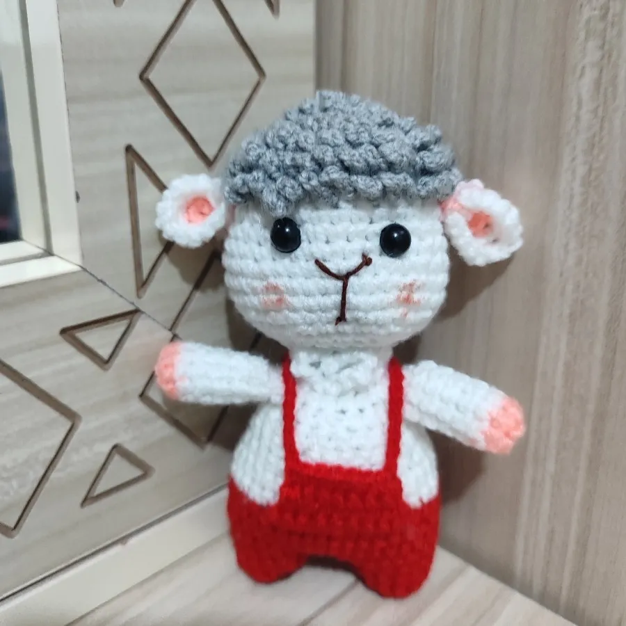 عروسک های دست بافت