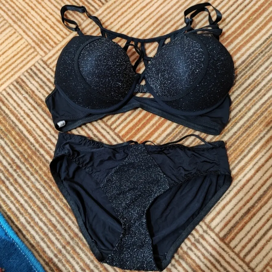 لباس زیر هارنسی